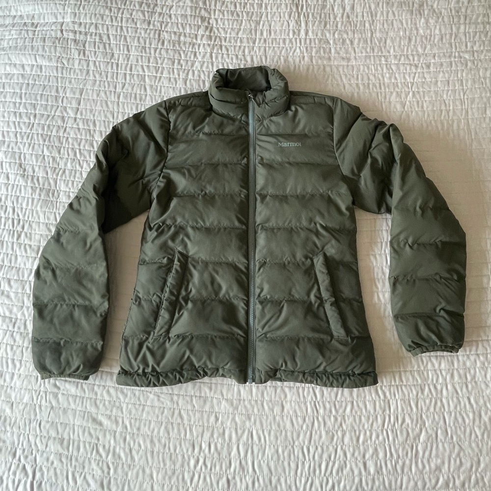 Women’s marmot puffer jacket with thinsulate